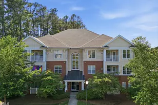 512 Ives Ct, Chapel Hill, NC 27514 - Photo 1