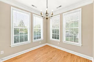 512 Ives Ct, Chapel Hill, NC 27514 - Photo 13