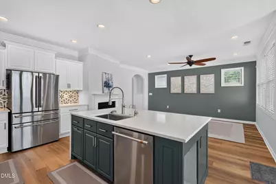 5542 Wade Park Boulevard, Raleigh, NC 27607 - Photo 17