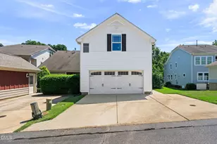 5542 Wade Park Blvd, Raleigh, NC 27607 - Photo 3