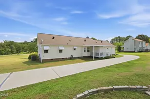 515 Bobbitt Rd, Clayton, NC 27520 - Photo 19