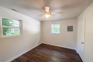 131 W Cornwallis Rd, Durham, NC 27707 - Photo 9