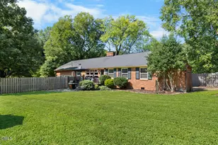 1228 Ridgecrest Ave, Burlington, NC 27215 - Photo 25