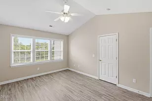178 Trenburg Pl, Clayton, NC 27520 - Photo 9