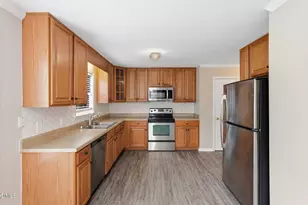 178 Trenburg Pl, Clayton, NC 27520 - Photo 17