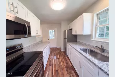 102 Jubilee Drive, Chapel Hill, NC 27516 - Photo 7