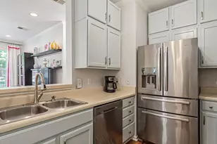 800 Savannah Ridge Rd, Holly Springs, NC 27540 - Photo 11