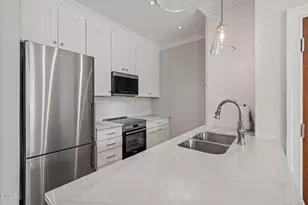 607 Smedes Pl, Raleigh, NC 27605 - Photo 11