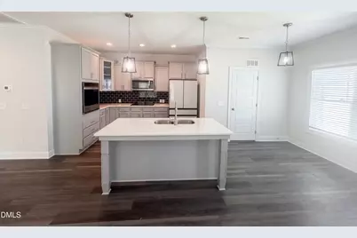 333 Oakhaven Drive, Holly Springs, NC 27540 - Photo 3