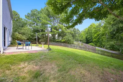 105 Thornton Green Place, Holly Springs, NC 27540 - Photo 5