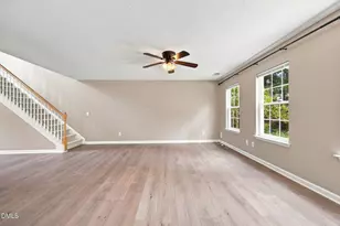 105 Thornton Green Pl, Holly Springs, NC 27540 - Photo 17