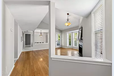 1061 Wirewood Drive #301, Raleigh, NC 27605 - Photo 5