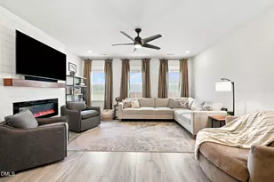 622 Gtwy Xing Ln, Wake Forest, NC 27587 - Photo 5