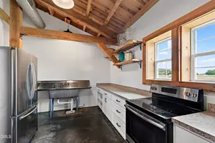 2725 Benson Hardee Rd, Benson, NC 27504 - Photo 17