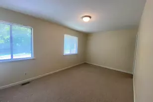 2420 Stadium Dr, Durham, NC 27704 - Photo 5