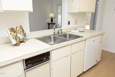 3004 Rue Sans Famille, Raleigh, NC 27607 - Photo 19