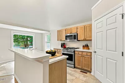 5237 Fairmead Circle, Raleigh, NC 27613 - Photo 21