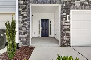 31 Wildflower Cir, Clayton, NC 27520 - Photo 3