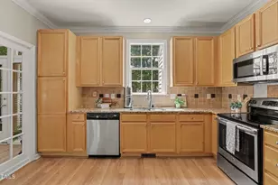 5631 Slide Rock Ln, Raleigh, NC 27613 - Photo 11