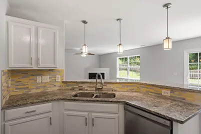 658 Yorkshire Drive, Clayton, NC 27520 - Photo 13