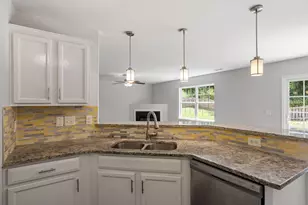 658 Yorkshire Dr, Clayton, NC 27520 - Photo 13
