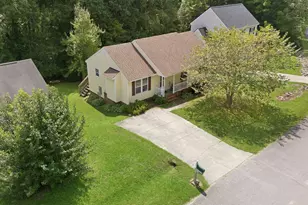 1037 Laurel Leaf Rd, Zebulon, NC 27597 - Photo 3