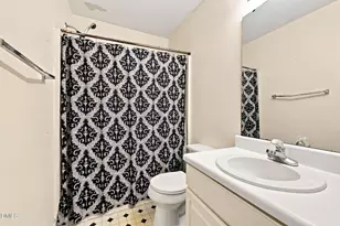1037 Laurel Leaf Rd, Zebulon, NC 27597 - Photo 9