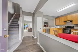 8520 Silhouette Pl, Raleigh, NC 27613 - Photo 3