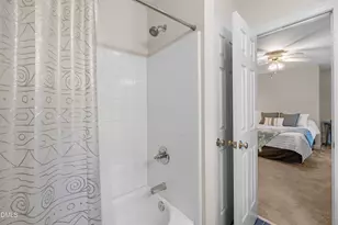 12413 Mayhurst Pl, Raleigh, NC 27614 - Photo 33