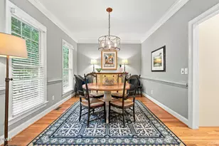 124 Tharrington Dr, Chapel Hill, NC 27516 - Photo 3