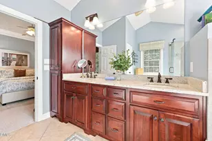 124 Tharrington Dr, Chapel Hill, NC 27516 - Photo 21