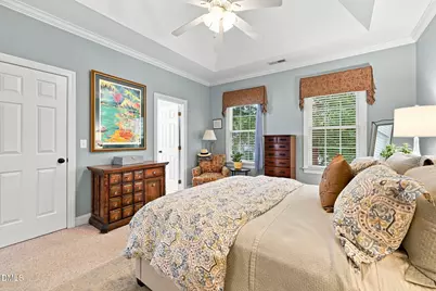124 Tharrington Drive, Chapel Hill, NC 27516 - Photo 17
