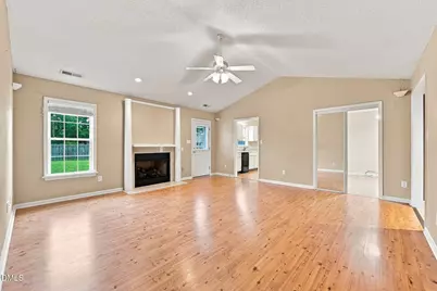 201 Sage Place, Jacksonville, NC 28540 - Photo 7