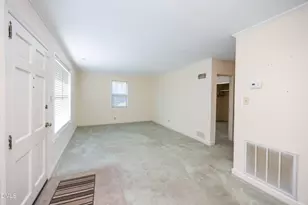 462 McRae Dr, Fayetteville, NC 28305 - Photo 7