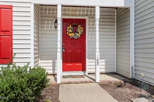103 Gatwick Ct, Clayton, NC 27520 - Photo 3