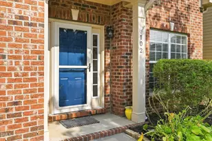 102 MINNIFER Ct, Apex, NC 27539 - Photo 3