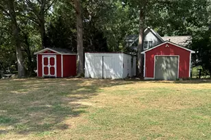 65 Bunn Ave, Zebulon, NC 27597 - Photo 23