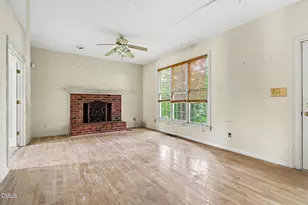 5017 Stardust Dr, Durham, NC 27712 - Photo 5
