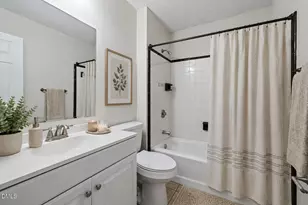 5823 Shady Grove Cir, Raleigh, NC 27609 - Photo 15