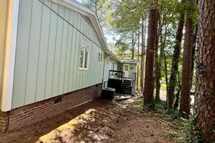 110 Honeysuckle Ln, Durham, NC 27703 - Photo 5
