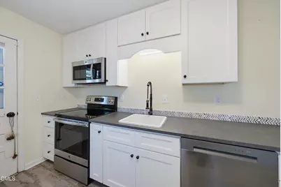 238 E Vance Street, Zebulon, NC 27597 - Photo 13