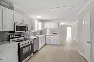 190 Pickett Cir, Vass, NC 28394 - Photo 5