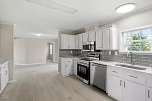 190 Pickett Cir, Vass, NC 28394 - Photo 3