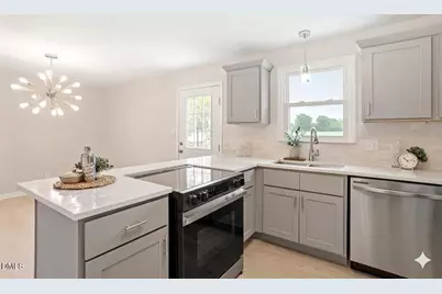 601 West Street, Selma, NC 27576 - Photo 5