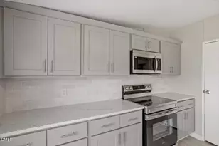 105 Stone Glen Pl, Pikeville, NC 27863 - Photo 5