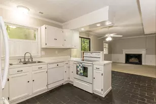 4017 Livingstone Pl, Durham, NC 27707 - Photo 7
