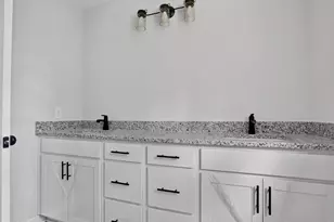 380 Contractor Ct, Raeford, NC 28376 - Photo 21