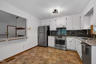 2001 Southfort Dr, Garner, NC 27529 - Photo 5