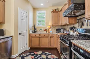 8211 Yaxley Hall Dr, Raleigh, NC 27616 - Photo 9