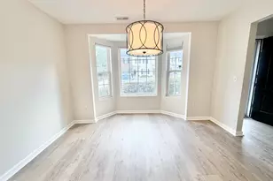 142 Callan Park Ln, Cary, NC 27511 - Photo 5